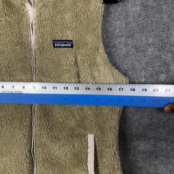 PATAGONIA Los Gatos Teddy Shaggy Fleece Vest 25216 El Cap Khaki Tan Beige Size M - Picture 8 of 10